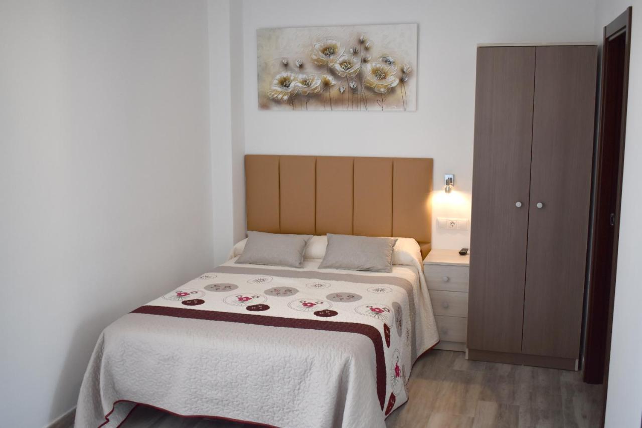 Iznajar Suites Ngoại thất bức ảnh