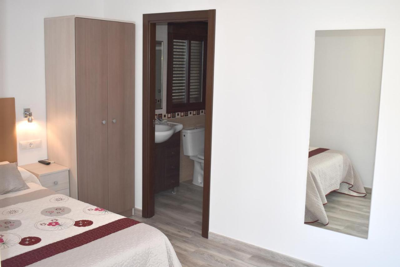 Iznajar Suites Ngoại thất bức ảnh